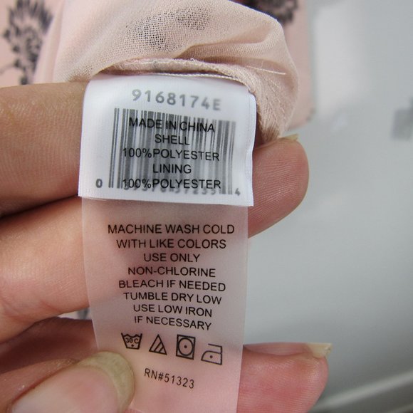 HOST PICK! Vince Cumuto women's pink floral twist top - Picture 8 of 13